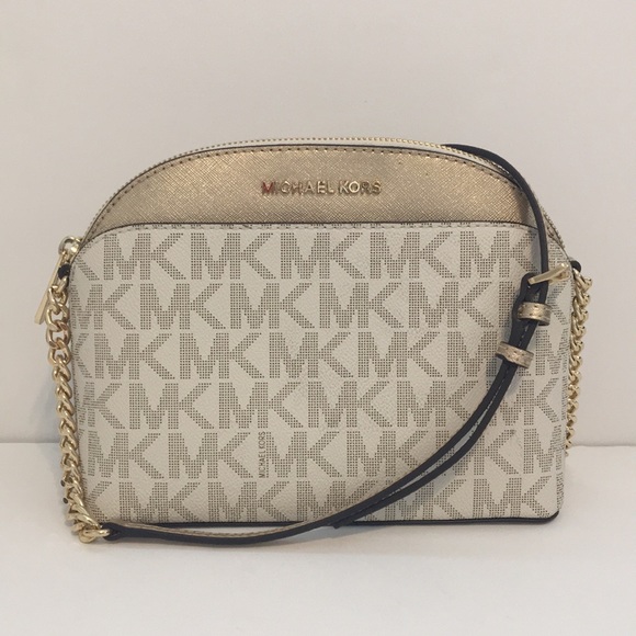 Michael Kors Handbags - Michael Kors Emmy MD Crossbody in Vanilla/PLGold